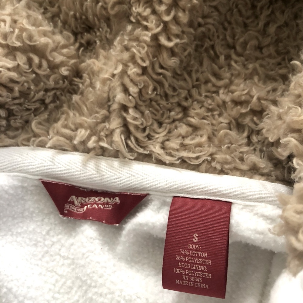 White Hooded Pullover With Toggle Buttons - image 8